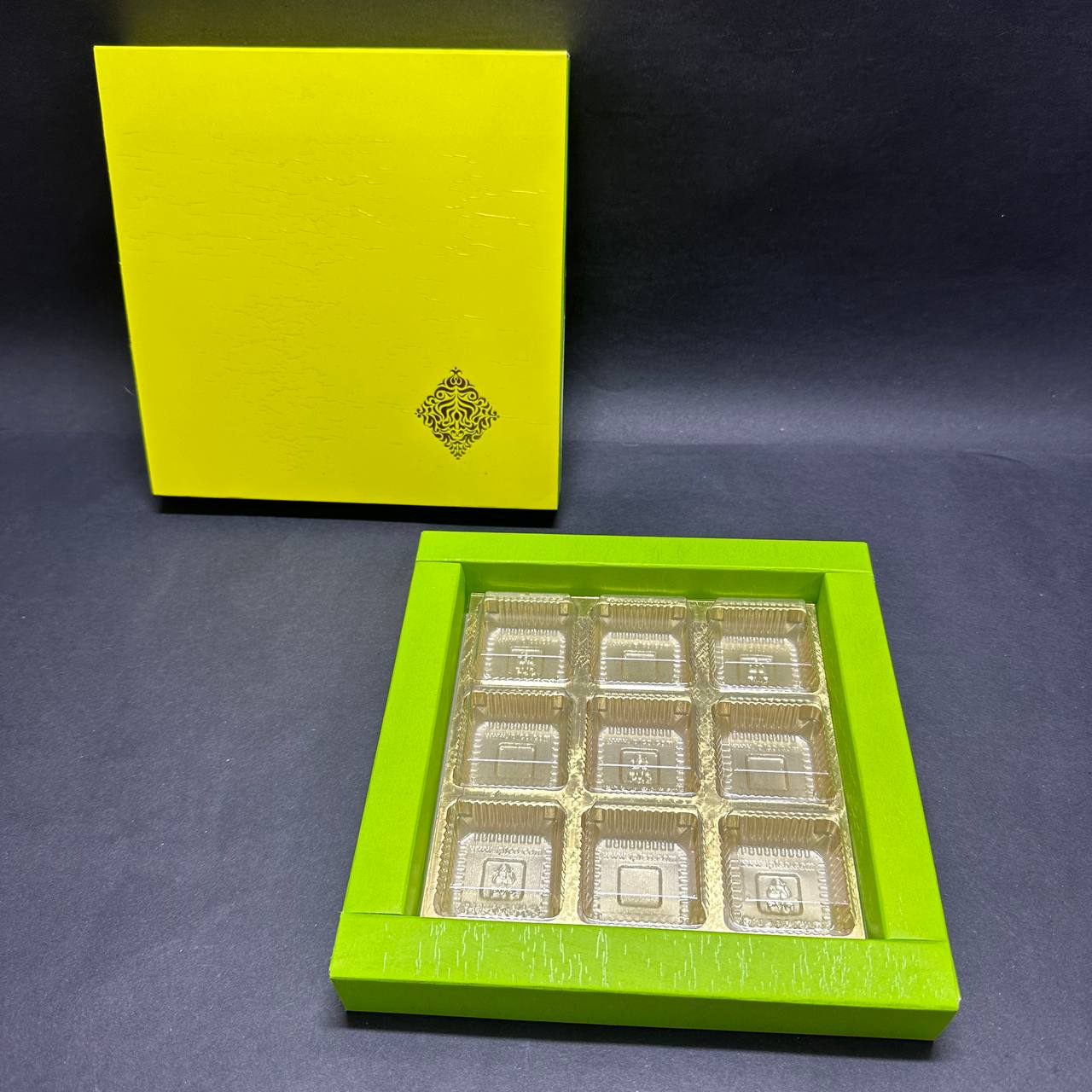 Classic Box 9 Cavity (OTC) Sweetkraft | Baking supplies